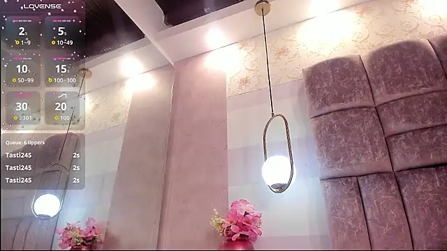 miaa_quinn - Miaa_quinn's free webcam - UK Sex Cams