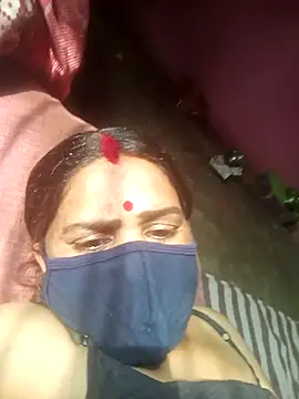 Webcam Model (Your-shreya143)  is live.Free join now!