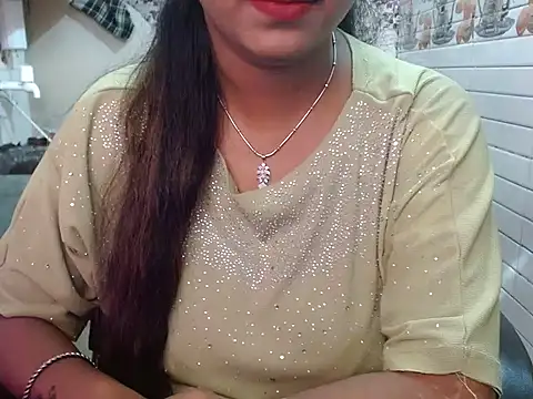 lovingpihu - LovingPihu's free webcam - UK Sex Cams