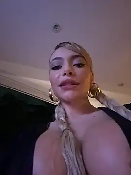 ginevrafedez (F young) - undress me in the kitchen