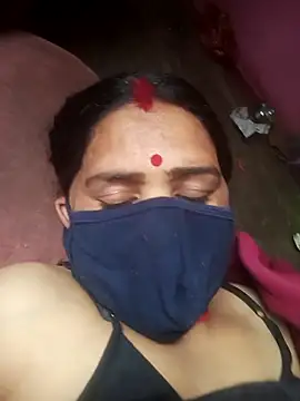 Webcam Model (Your-shreya143)  is live.Free join now!