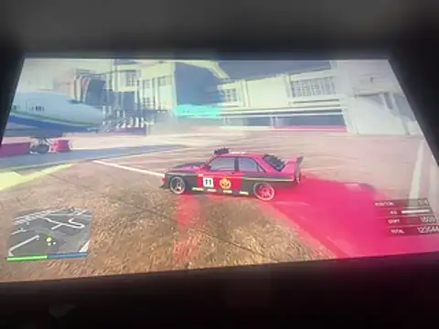 slimecrownzout5 - SlimeCrownzOut5's free webcam