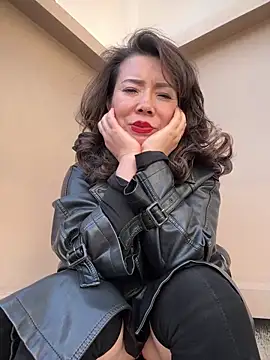 anna_kk (F milf) - 让亲戚听到高潮淫叫的声音