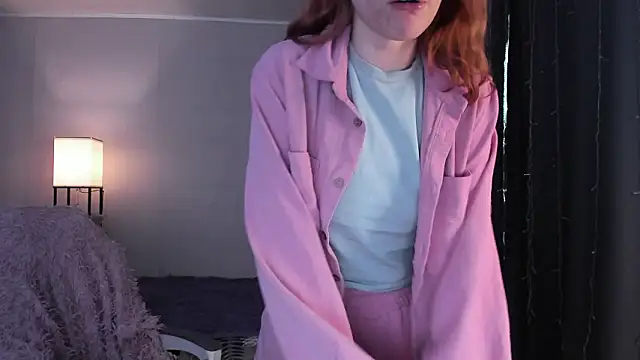 reddhotpipper - ReddHotPipper's free webcam