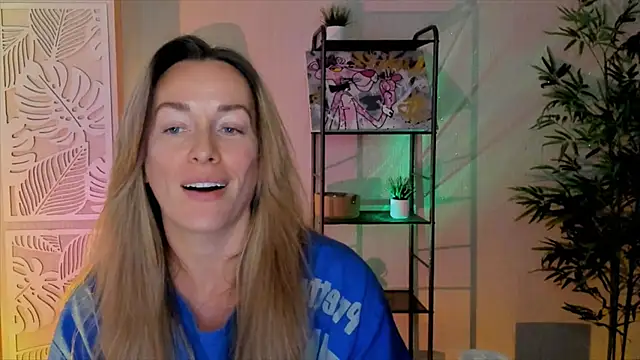 rebeccamartinez - RebeccaMartinez's free webcam - UK Sex Cams