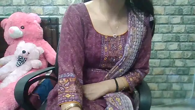 sexy_iknoor (F milf) - happiness  ❤️