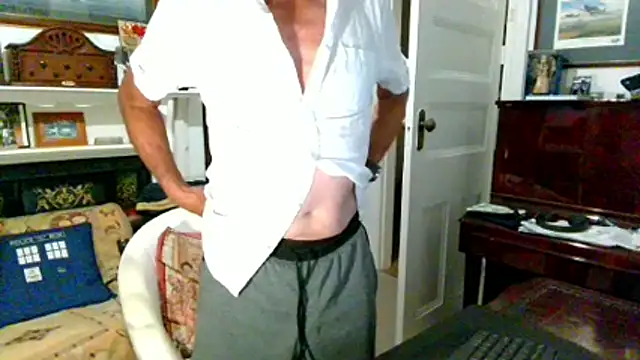 fskelly (M grandpa) - shower with door open and full nudity