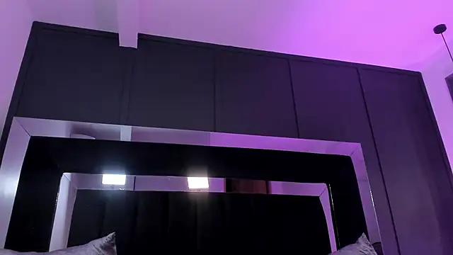 shaina_vasquez webcam