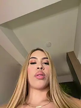 karymoron - Karymoron's free webcam - UK Sex Cams