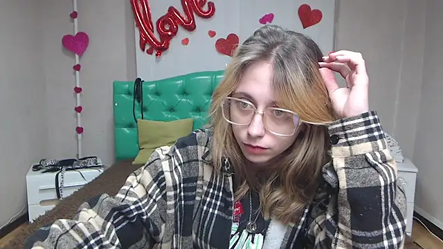 tracylll - TracyLll's free webcam - UK Sex Cams