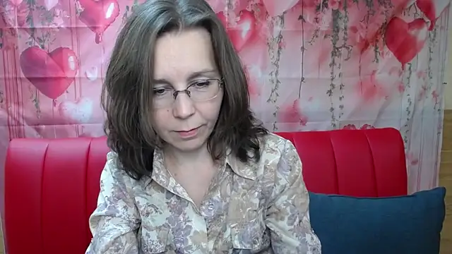 daisyedit - DaisyEdit's free webcam - UK Sex Cams