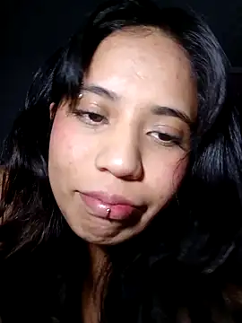 yod19 (F teen) - Meter dedos