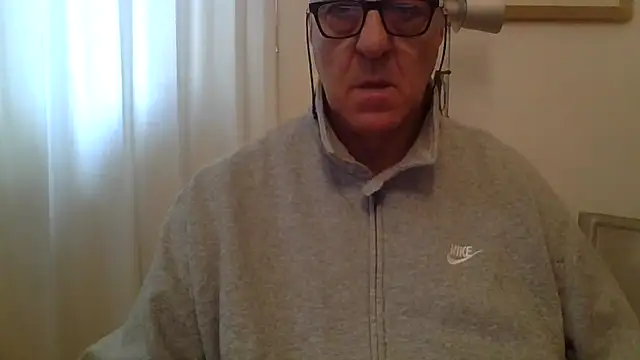 anonimo7735 (M grandpa) - cum sborrata