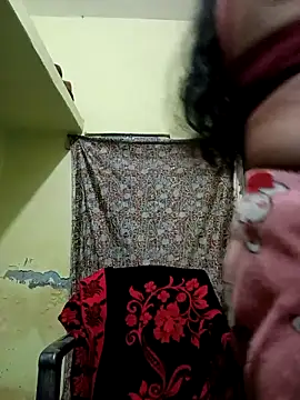 Webcam Model (JYOTIKUR_35)  is live.Free join now!