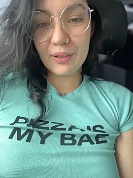 meekyrich - MeekyRich's free webcam