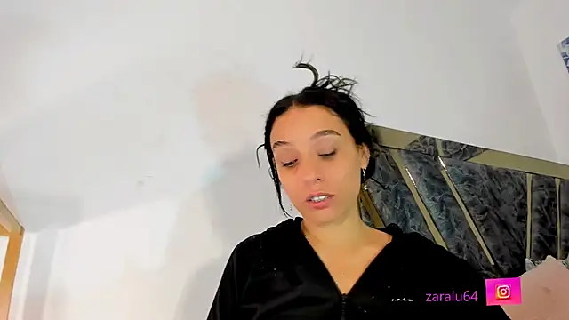 ariadna-07 - Ariadna-07's free webcam - UK Sex Cams