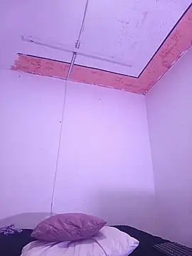 morenblue - Morenblue's free webcam - UK Sex Cams