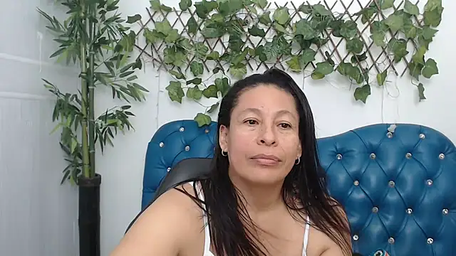 mature_martina - Mature_martina's free webcam - UK Sex Cams