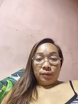 Webcam Model (asianwet4u)  is live.Free join now!