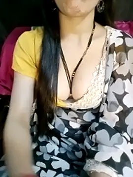 Webcam Model (Hot_rashika_)  is live.Free join now!