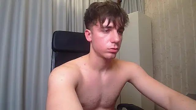 kellenwest (M twink) - cum show