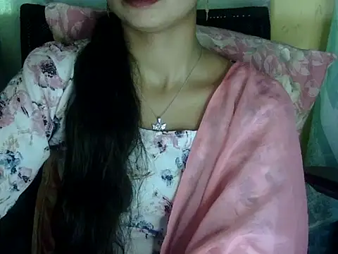 rahat_s (F young) - Your look stunning...🥰😘