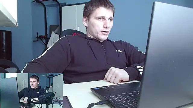 poliglotjoe1 - Poliglotjoe1's free webcam - UK Sex Cams