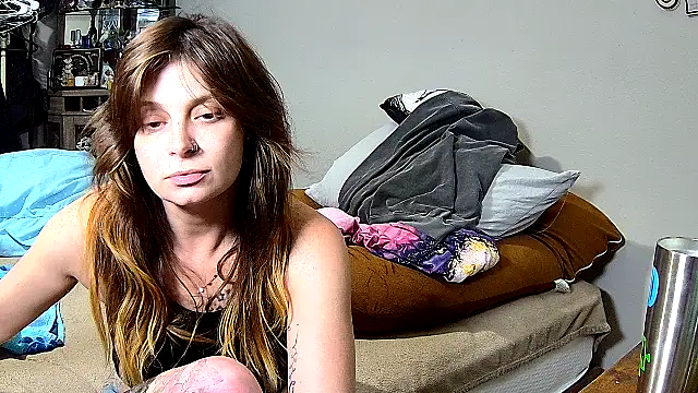 zeelaxoxo - ZeelaXoXo's free webcam