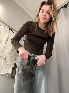 valenciashock - ValenciaShock's free webcam - UK Sex Cams