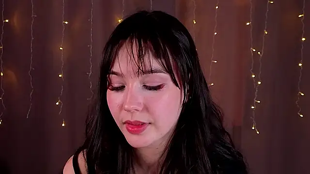 kirayukimura - KiraYukimura's free webcam - UK Sex Cams