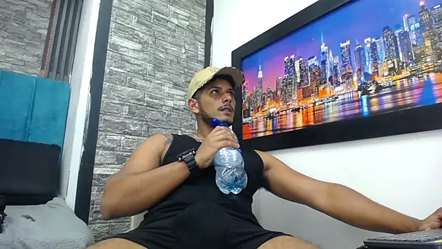 chris_dick23 (Ask my age) - vibrator control