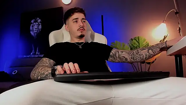 uptomatty - Uptomatty's free webcam - UK Sex Cams