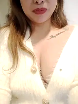 Christine-le1 webcam