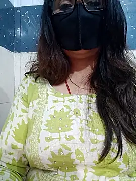 Webcam Model (Aishwaryaa_69)  is live.Free join now!