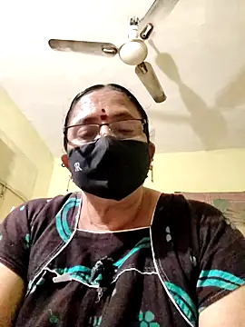 Webcam Model (Anasuyatelugu)  is live.Free join now!