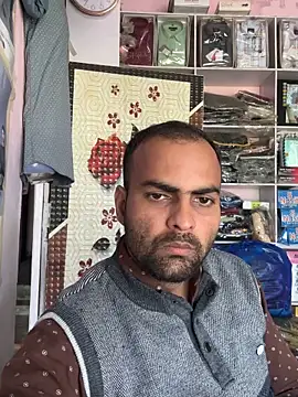 hardlysuck - Hardlysuck's free webcam