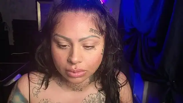 chicanachic13 (F young) - last tipper gets video and 2 min control