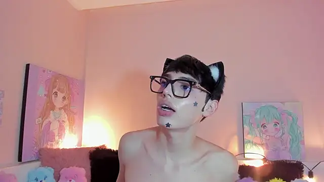 strawberry_kitty_ (M twink) - SPREAD THAT THIGHT ASSHOLE