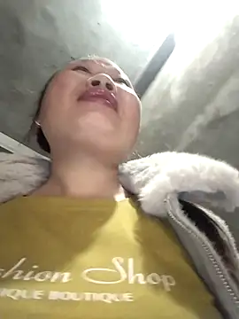 minssa502 - MINSSA502's free webcam - UK Sex Cams