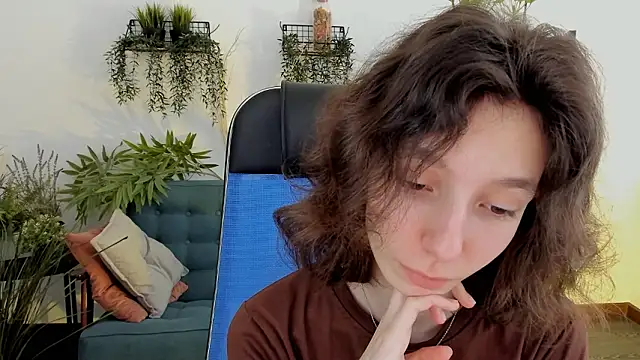 emmanuellbrown - EmmanuellBrown's free webcam - UK Sex Cams