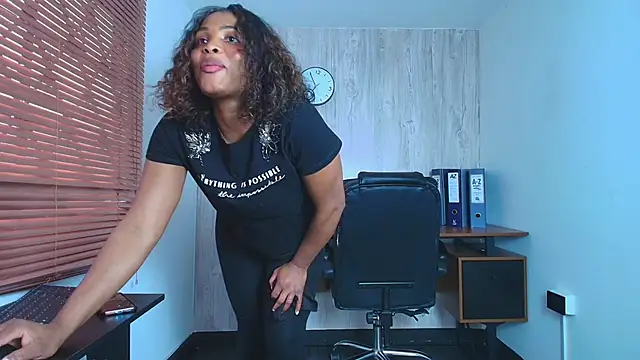 aurorabrow - AuroraBrow's free webcam - UK Sex Cams