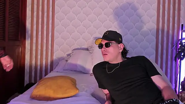 cristian_blaze (G milf) - pircing show on my pretty nipples