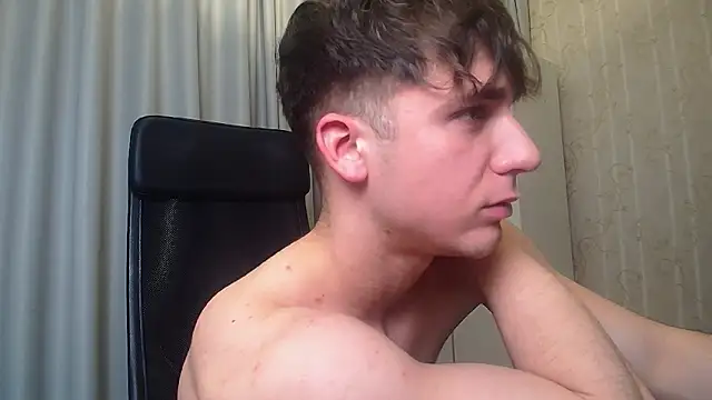 kellenwest (M twink) - cum show