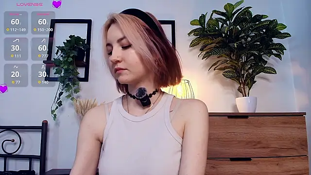 litllee_babyss - Litllee_Babyss's free webcam - UK Sex Cams