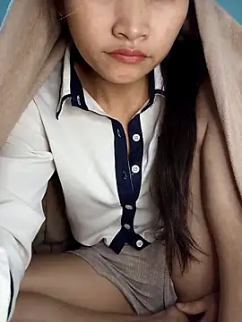 yumyum112 - Yumyum112's free webcam - UK Sex Cams