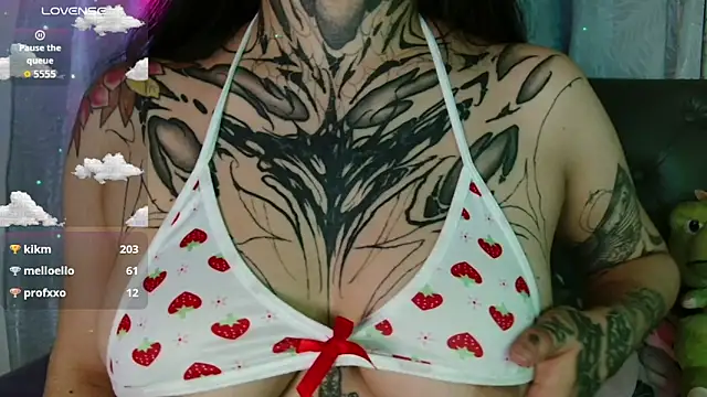 camilaa_brandz - Camilaa_brandz's free webcam - UK Sex Cams