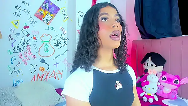 bloom444 - Bloom444's free webcam - UK Sex Cams