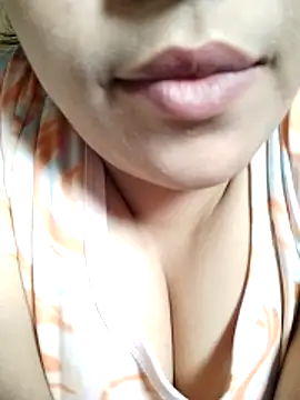 Webcam Model (Anki-doll)  is live.Free join now!