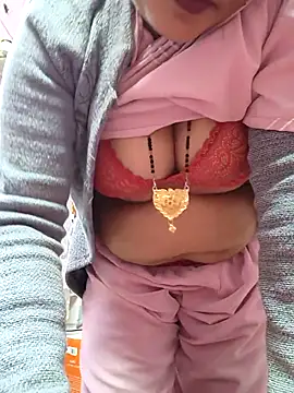 Webcam Model (Ritasingh-0461)  is live.Free join now!