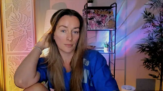 rebeccamartinez - RebeccaMartinez's free webcam - UK Sex Cams